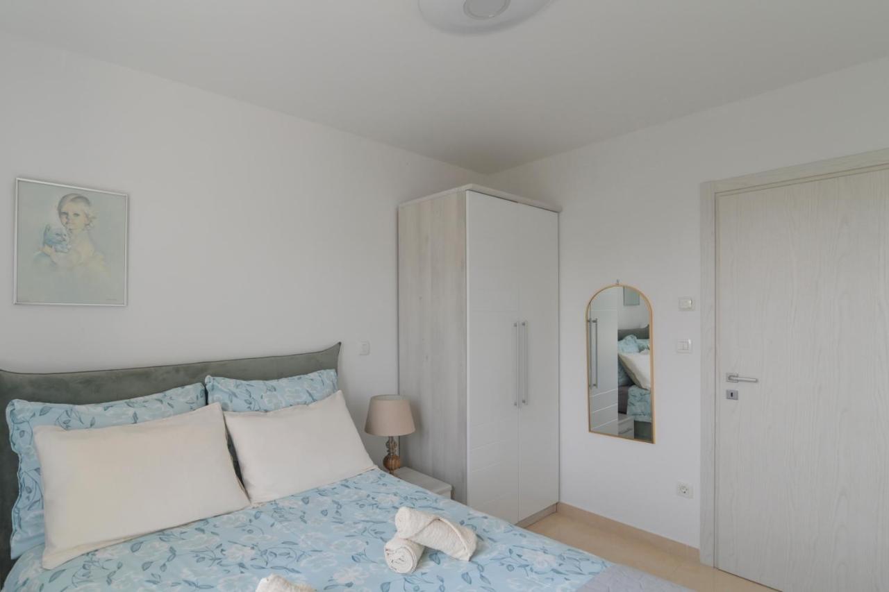 Ferienwohnung Apartman Iskra Rijeka Exterior foto