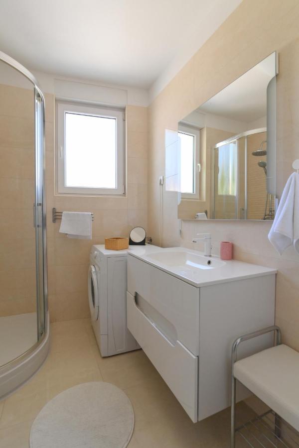 Ferienwohnung Apartman Iskra Rijeka Exterior foto