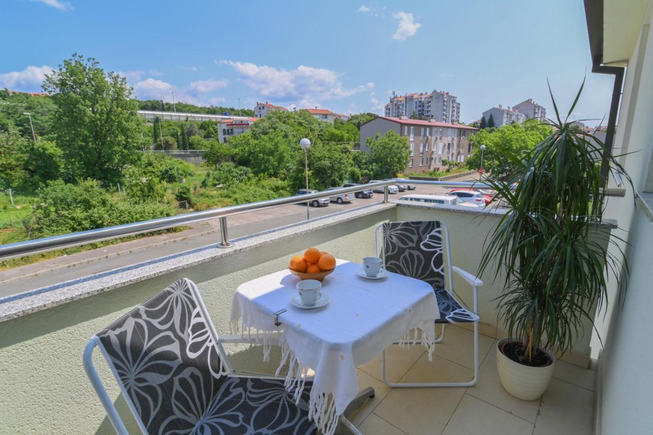 Ferienwohnung Apartman Iskra Rijeka Exterior foto