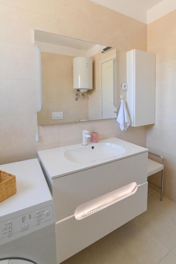 Ferienwohnung Apartman Iskra Rijeka Exterior foto